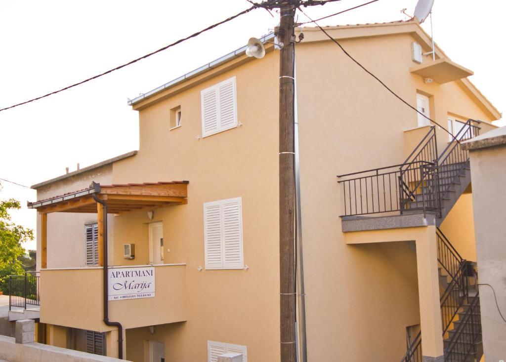 טרוגיר Apartments Maria מראה חיצוני תמונה