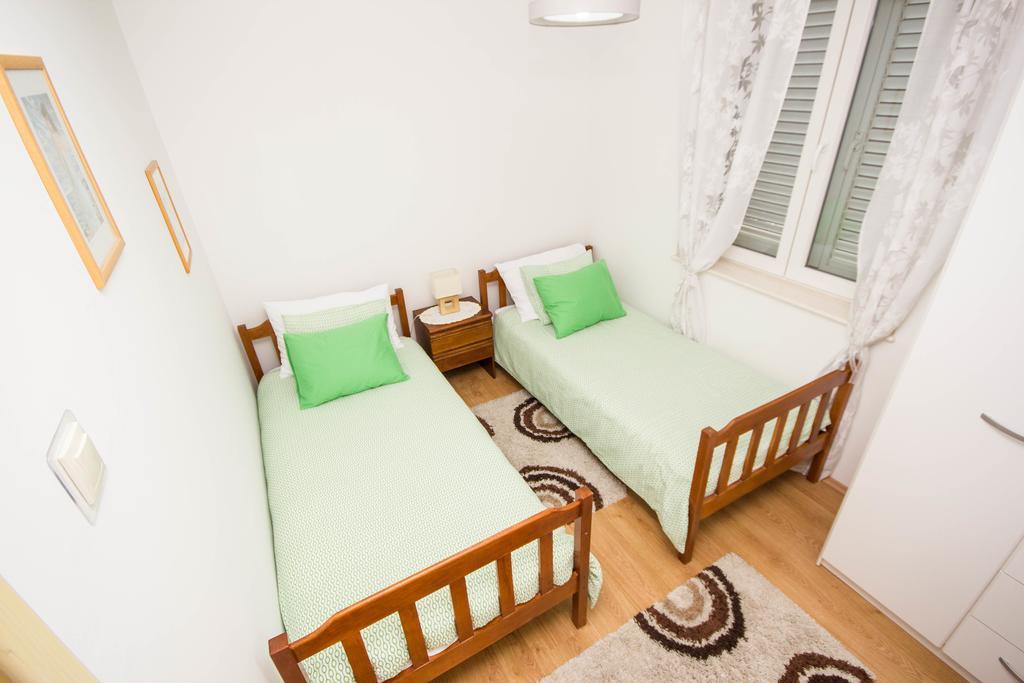 טרוגיר Apartments Maria מראה חיצוני תמונה