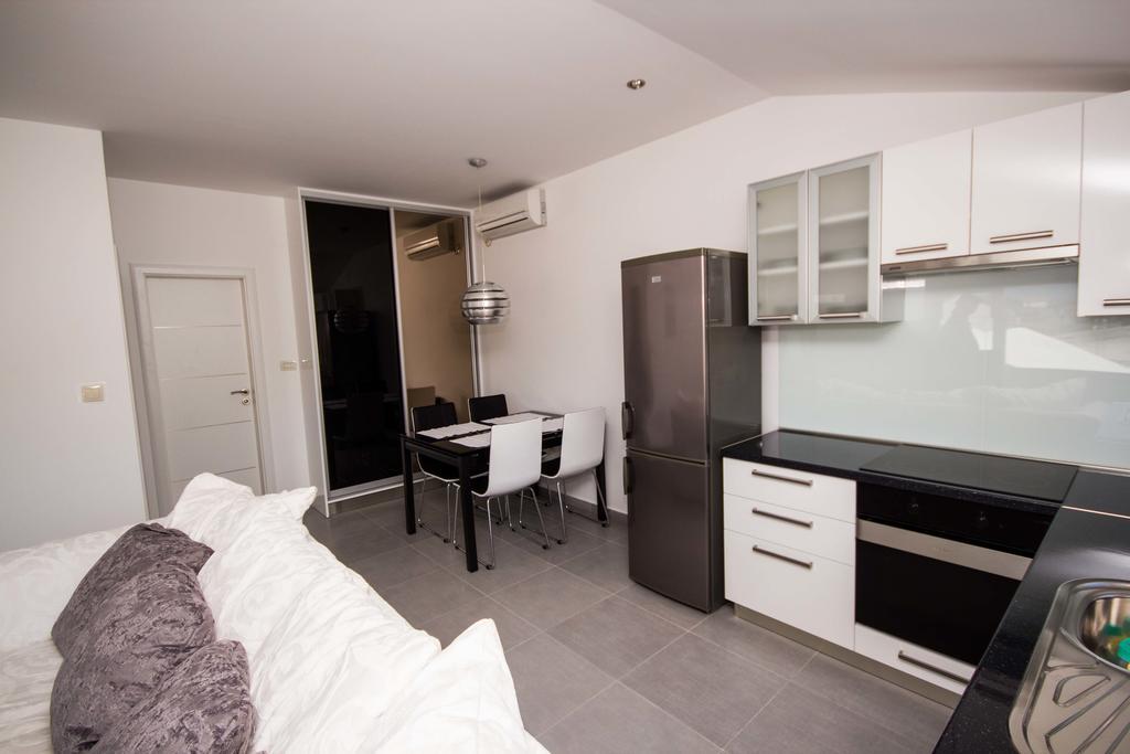 טרוגיר Apartments Maria מראה חיצוני תמונה