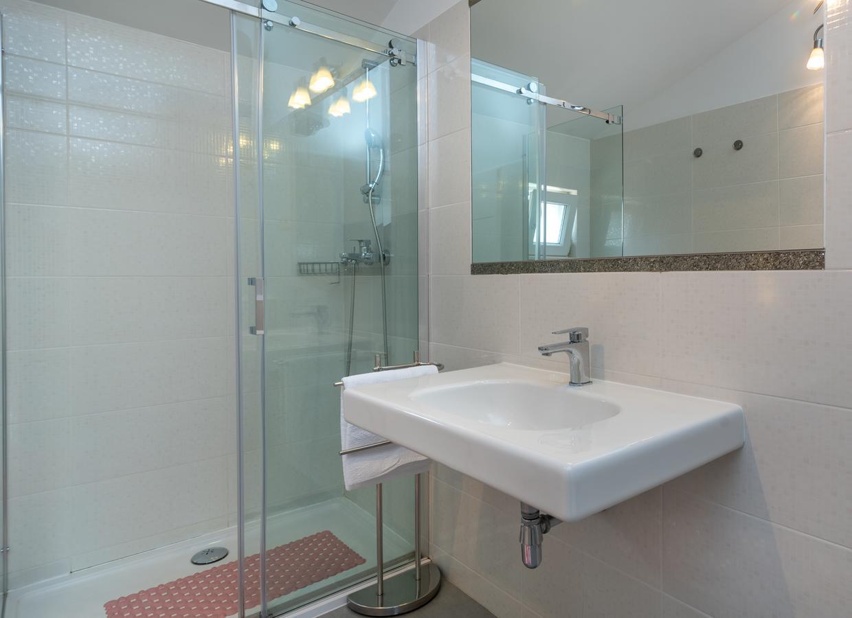 טרוגיר Apartments Maria מראה חיצוני תמונה