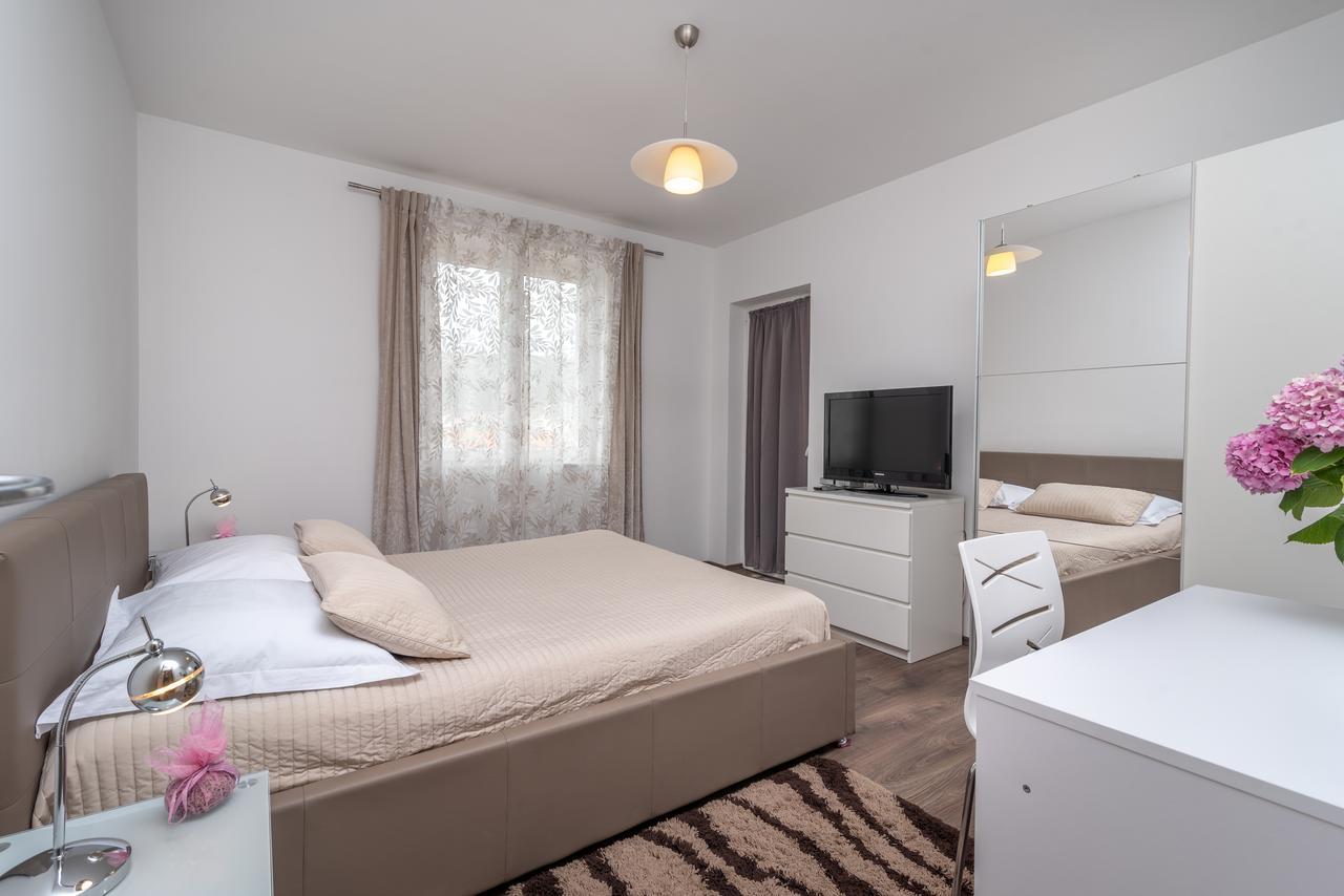 טרוגיר Apartments Maria מראה חיצוני תמונה